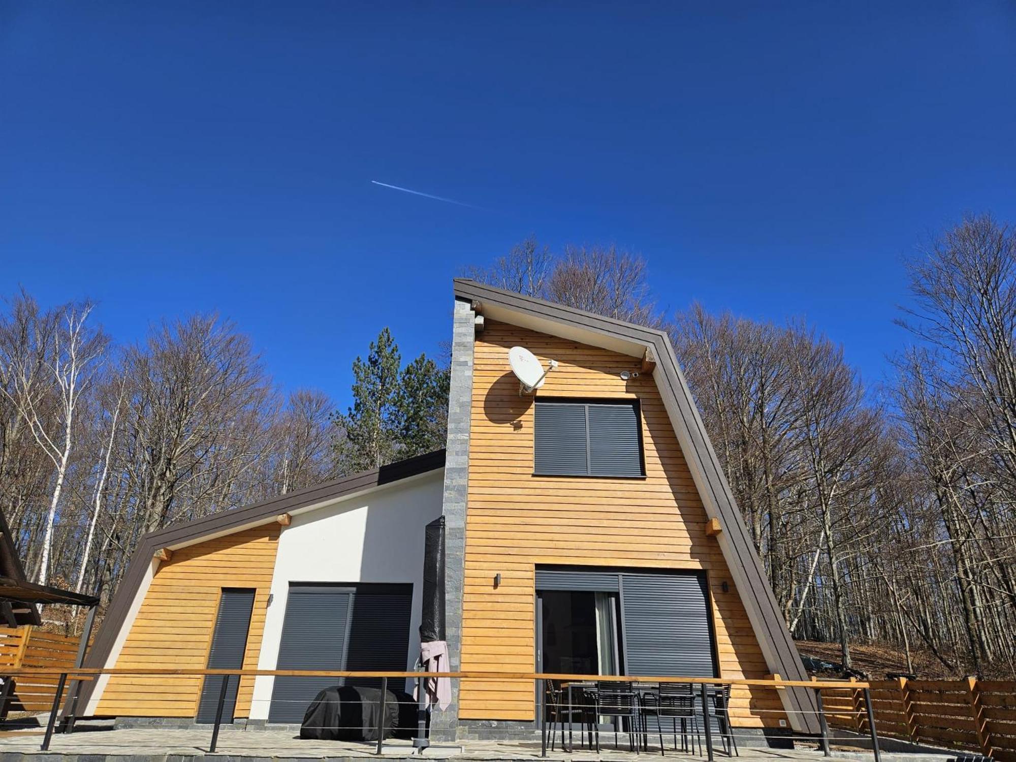 Villa Oak House Brusane Exterior foto